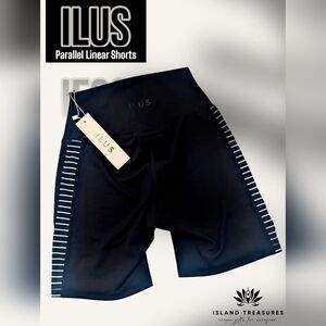 New ILUS Linear Sport Shorts Size XS 75% Nylon 25% Spandex Black And White